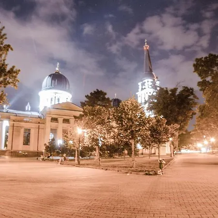 Cathedral Square 10 * Odessa